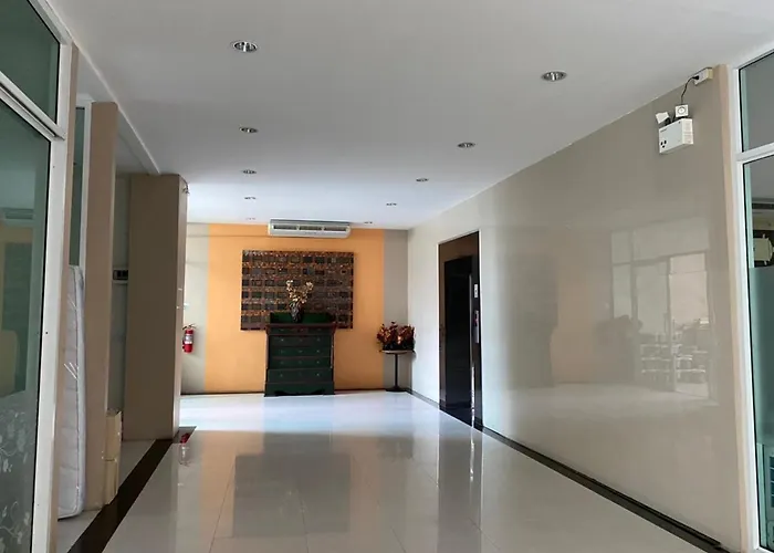 Leenova Place Hotel Bangkok