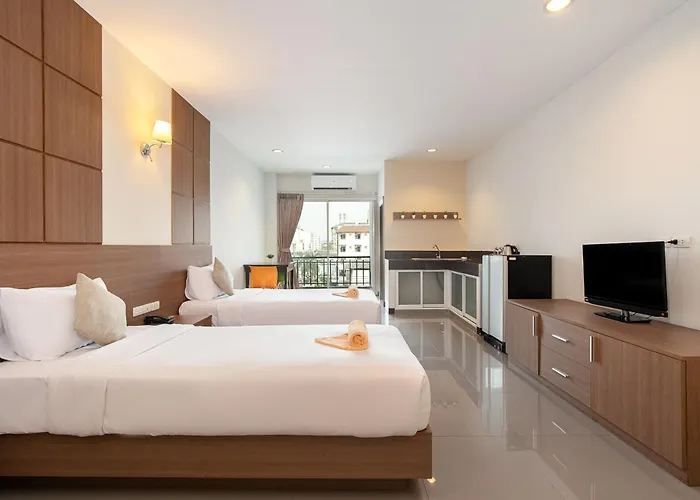 Leenova Place